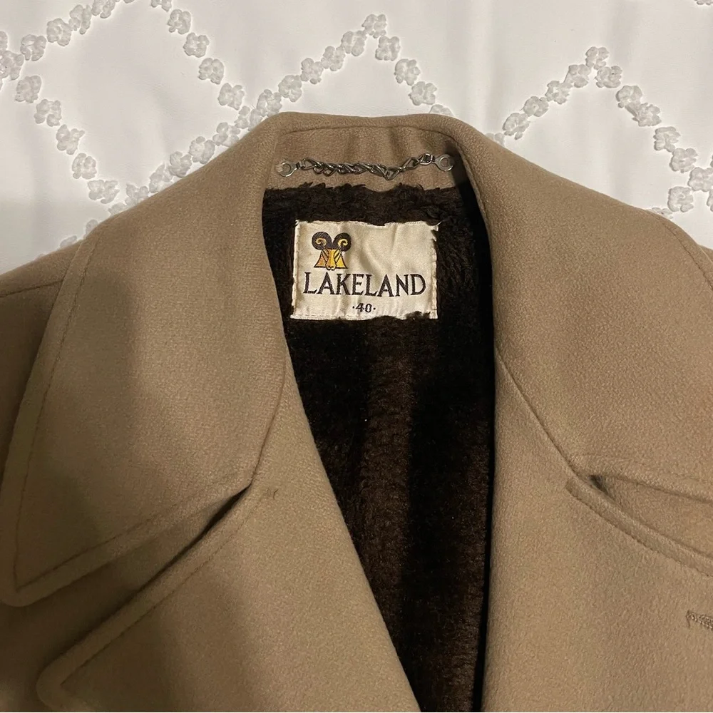 VINTAGE Lakeland 100% Pure Wool Trench Coat, Tan, Size 40 - Picture 8 of 12